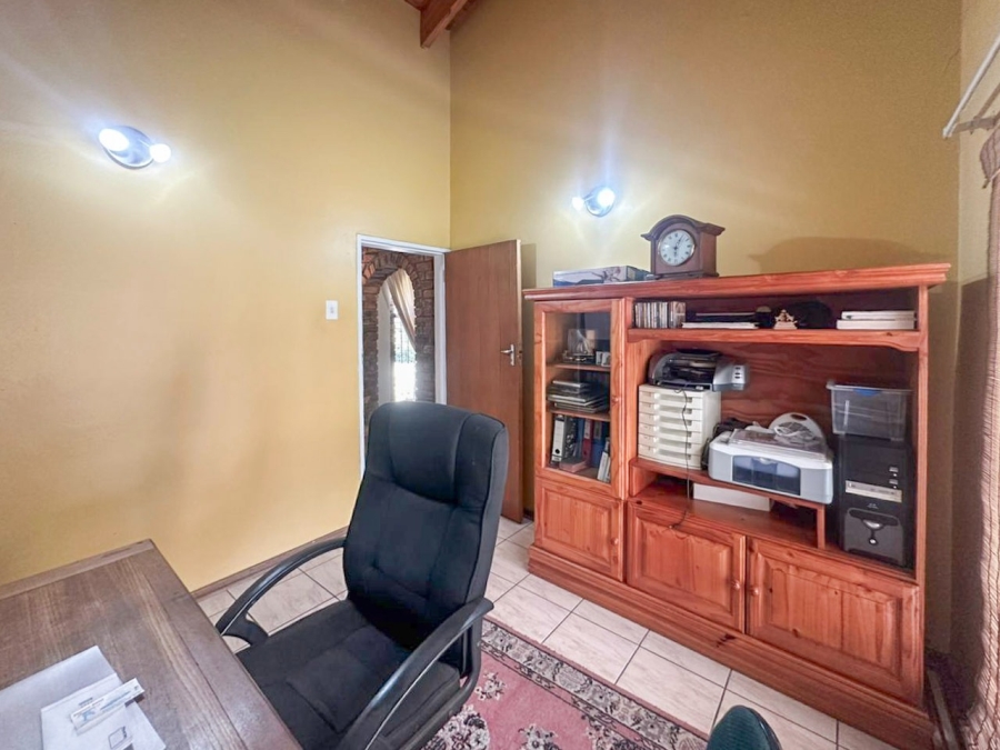 3 Bedroom Property for Sale in Meerhof North West